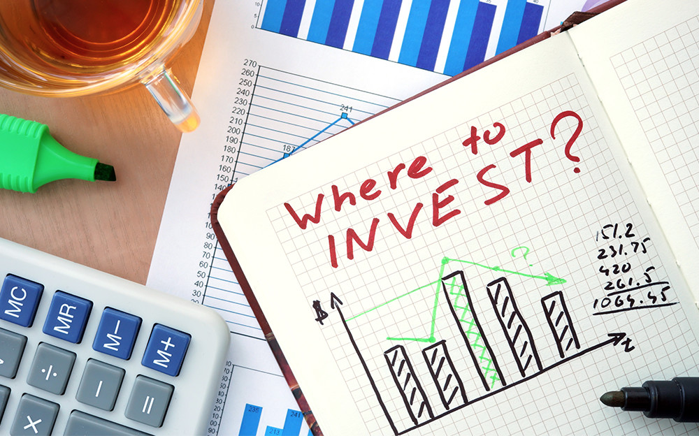 Stay Sharp: The Hidden Risks of Unregulated Investing Advice Online